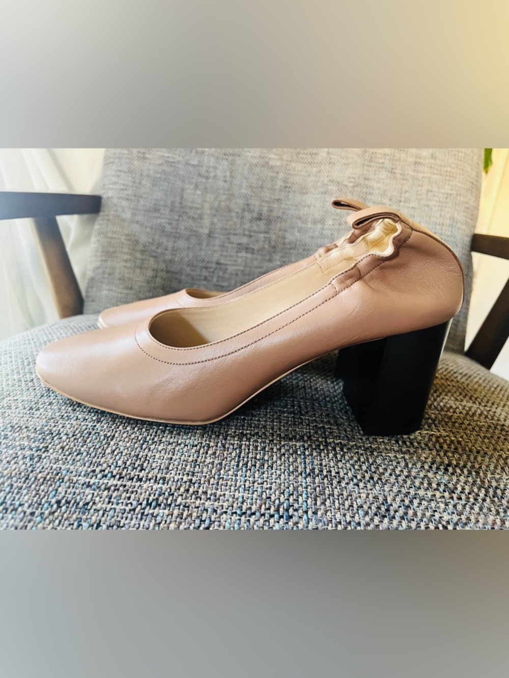 Everlane Women's Beige Leather Block Heel Pumps 8.5